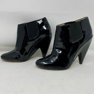 Joan & David Daebby Black Patten Leather Heeled Ankle Boots